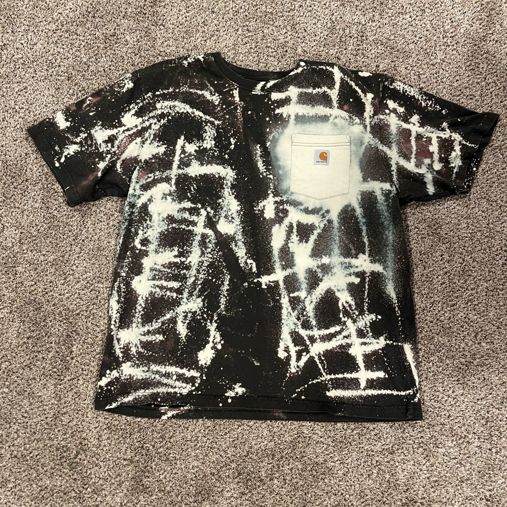 Carhartt Black and White Graphic T-Shirt